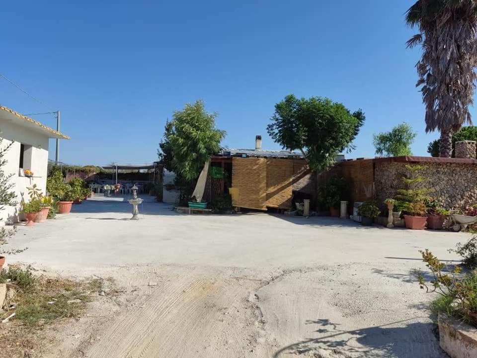 Hotel Aree Tende Presso La Casa In Campagna Di Ottavia Alezio Zewnętrze zdjęcie