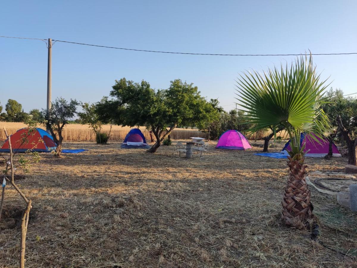 Hotel Aree Tende Presso La Casa In Campagna Di Ottavia Alezio Zewnętrze zdjęcie